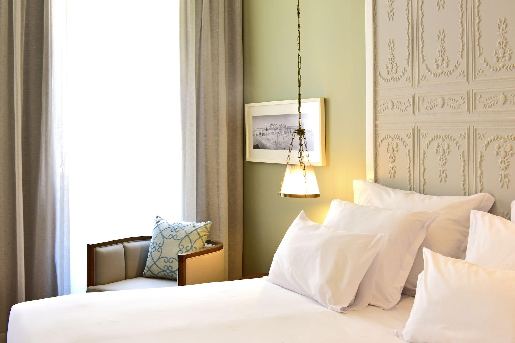 포우사다 드 리스보아 - 스몰 럭셔리 호텔 오브 더 월드 리스본 외부 사진 A room at the hotel